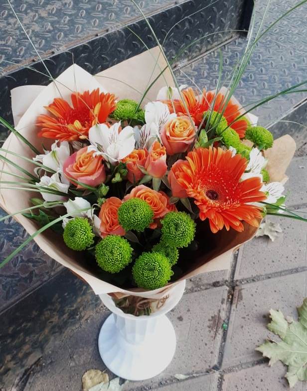 Букет цветов из: Герберы, Хризантемы, Альстромерии и Розы в Гришенки