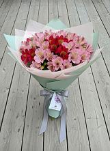Букет цветов из:  Альстромерии в Гришенки