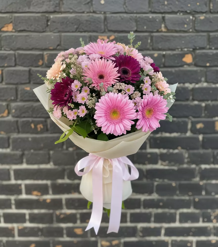 Букет цветов из: Герберы и Хризантемы в Гришенки