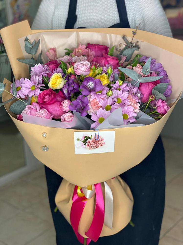 Букет цветов из: Хризантемы, Гвоздики и Альстромерии в Гришенки