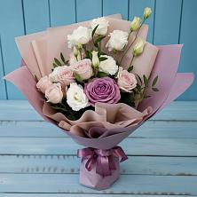 Букет цветов из:  Розы и Лизиантусы в Гришенки
