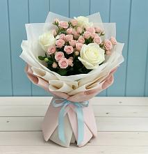 Букет цветов из:  Розы в Гришенки
