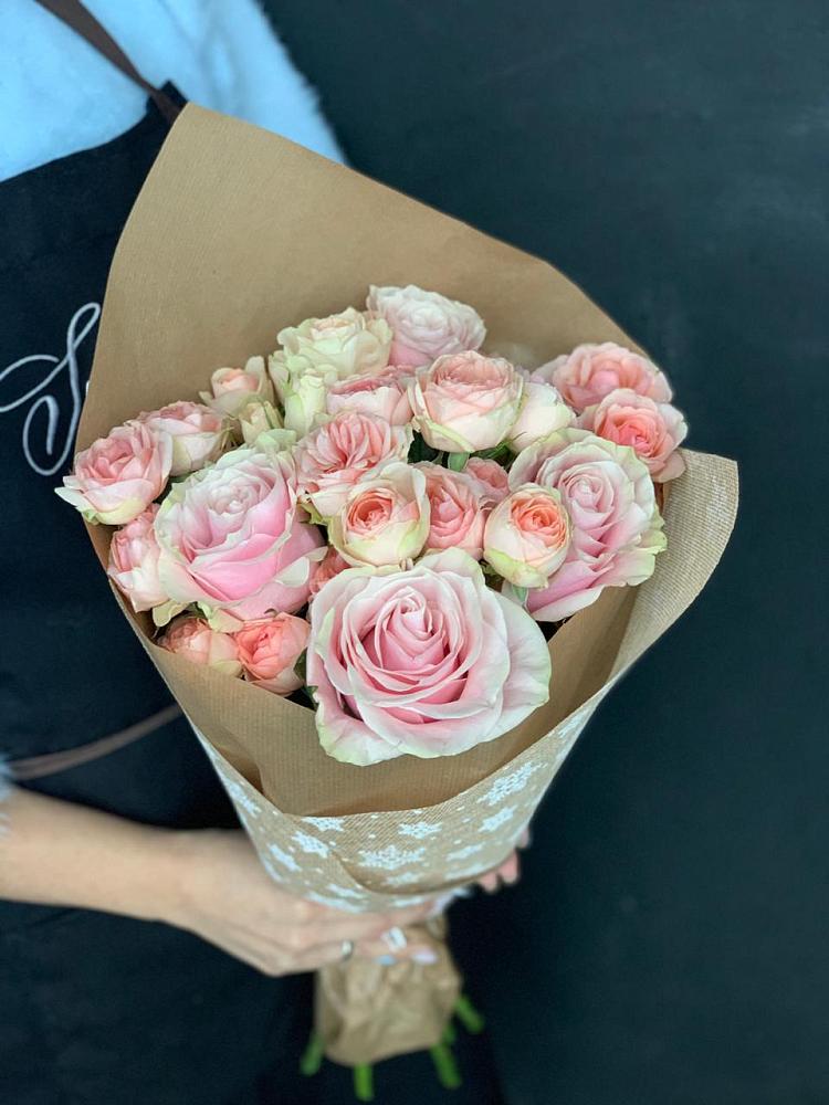 Букет цветов из: Хризантемы и Розы в Гришенки