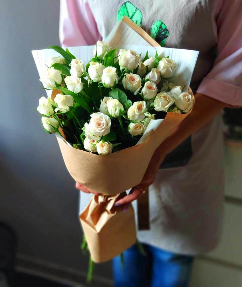 Букет цветов из: Розы в Гришенки