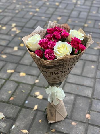 Букет цветов из: Розы в Гришенки