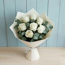 Букет Белые розы в Эвкалипте в Гришенки