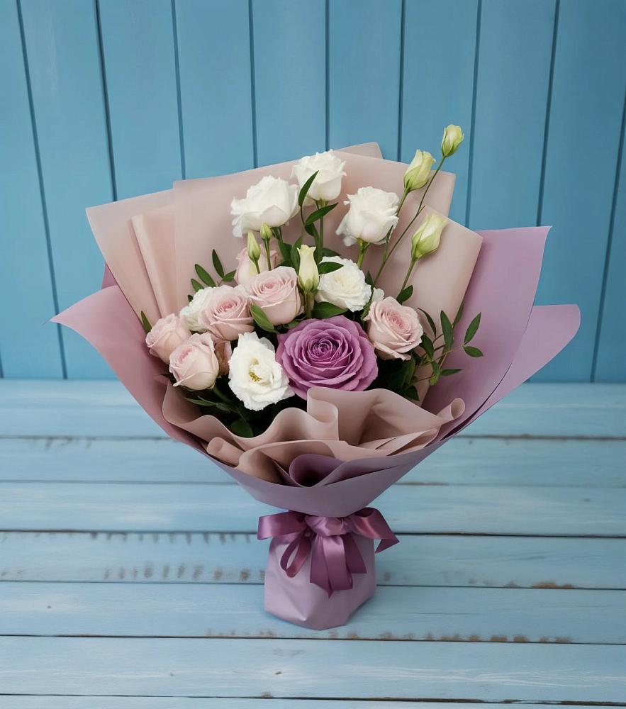 Букет цветов из: Розы и Лизиантусы в Гришенки